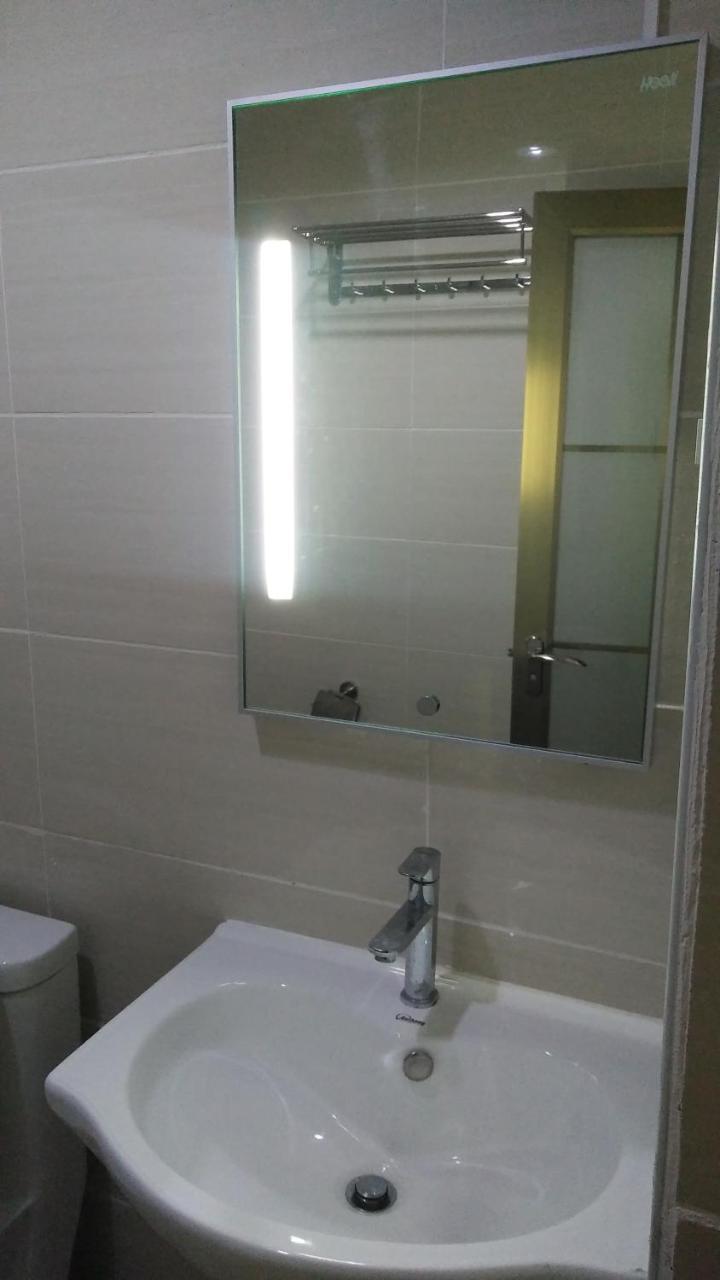 Meaco Royal Hotel - Batangas City Экстерьер фото